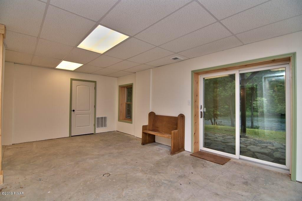 43 Riverview Road Equinunk, PA 18417 - Photo 21 of 29 LL Family Room