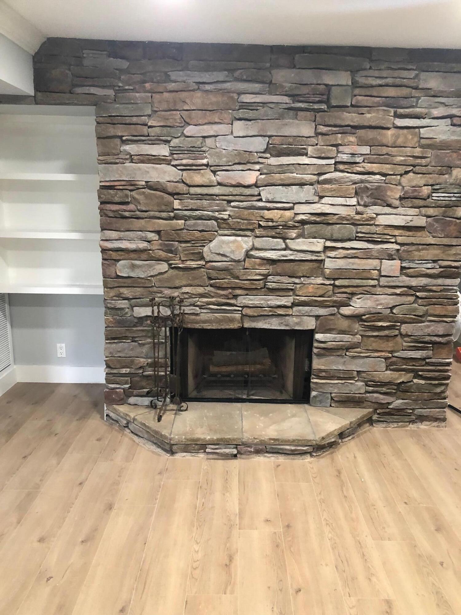 5079 Heatherhill Lane, Unit 70 Boca Raton, FL 33486 - Photo 9 of 26 WOOD BURNING FIREPLACE