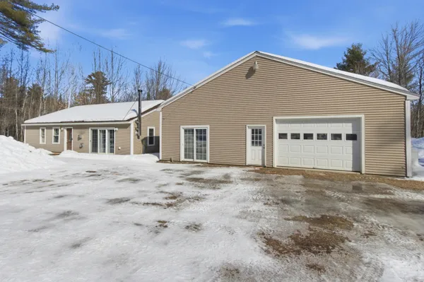 $474,900 | 829 Bridgton Road, Sebago, ME 04029