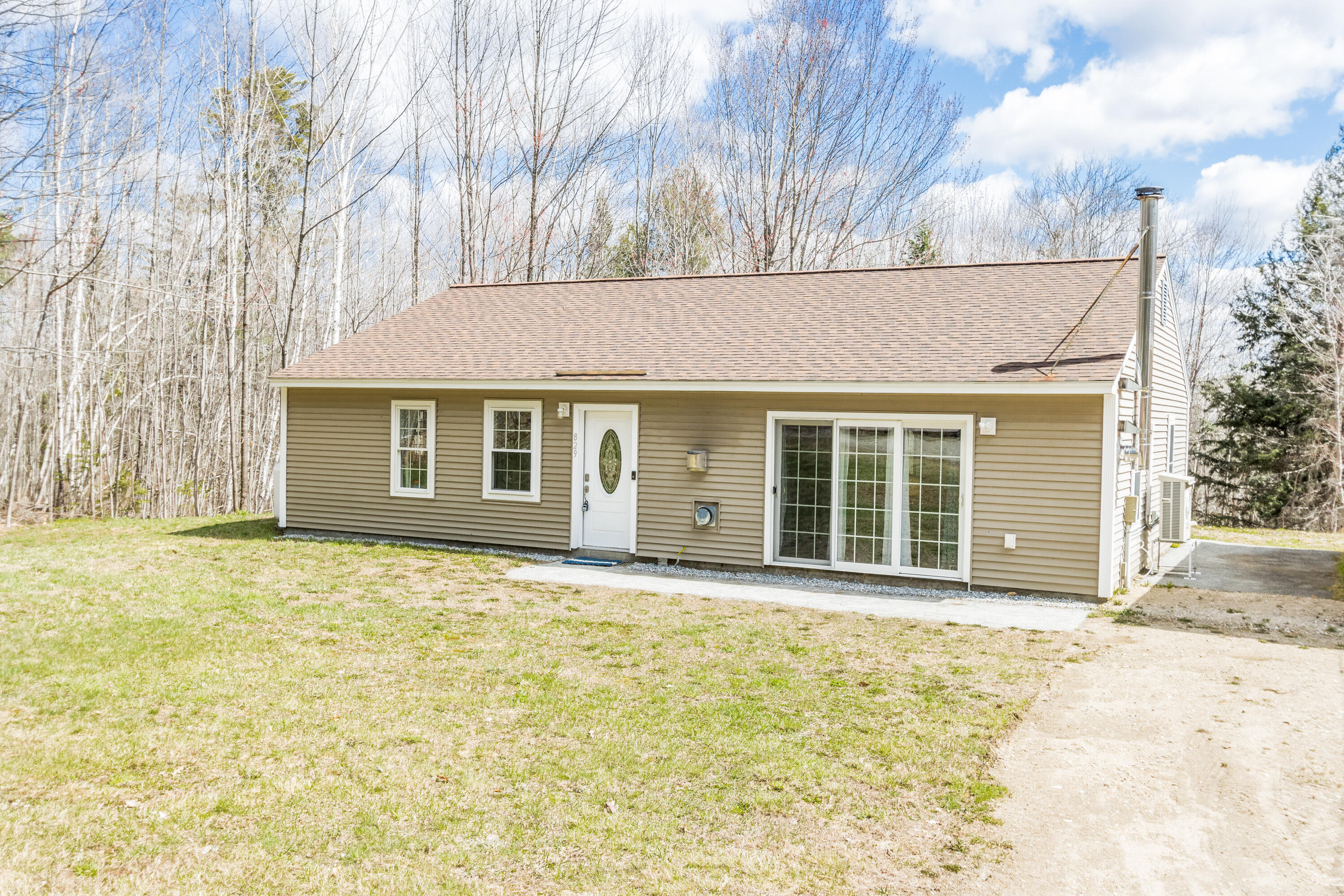 829 Bridgton Road Sebago, ME 04029 - Photo 5 of 55 20260424TM-61004