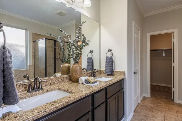 $335,000 | 6719 Strawberry Brook Lane, Dickinson, TX 77539