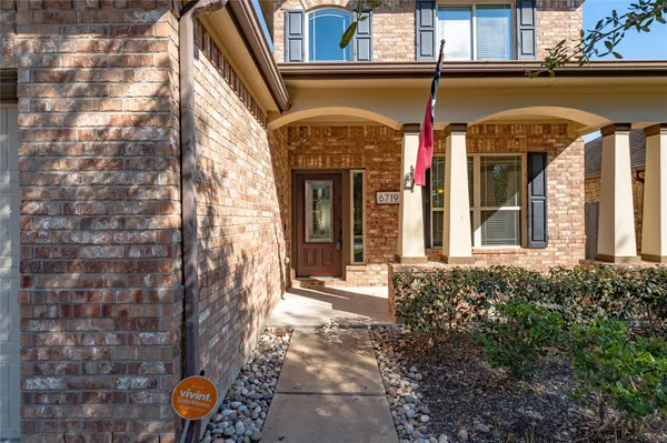 $335,000 | 6719 Strawberry Brook Lane, Dickinson, TX 77539