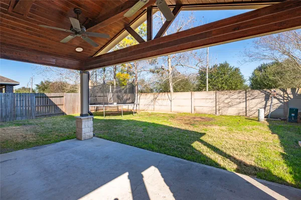 $335,000 | 6719 Strawberry Brook Lane, Dickinson, TX 77539