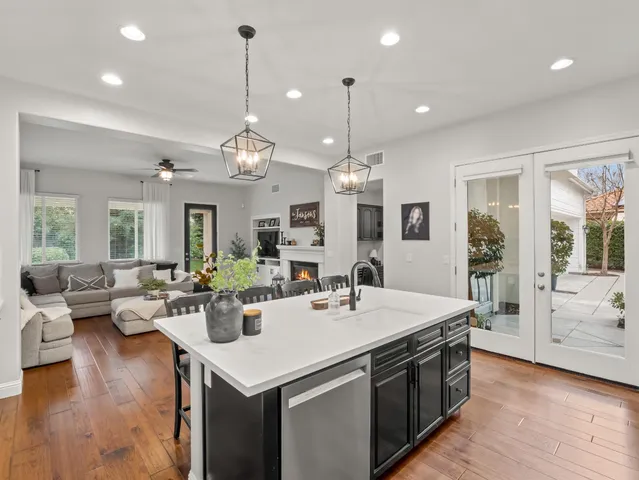 $899,000 | 3664 East Serena Avenue, Clovis, CA 93619