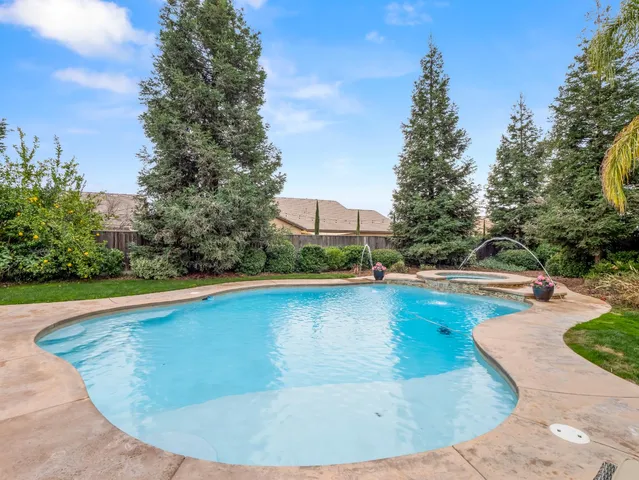 $899,000 | 3664 East Serena Avenue, Clovis, CA 93619