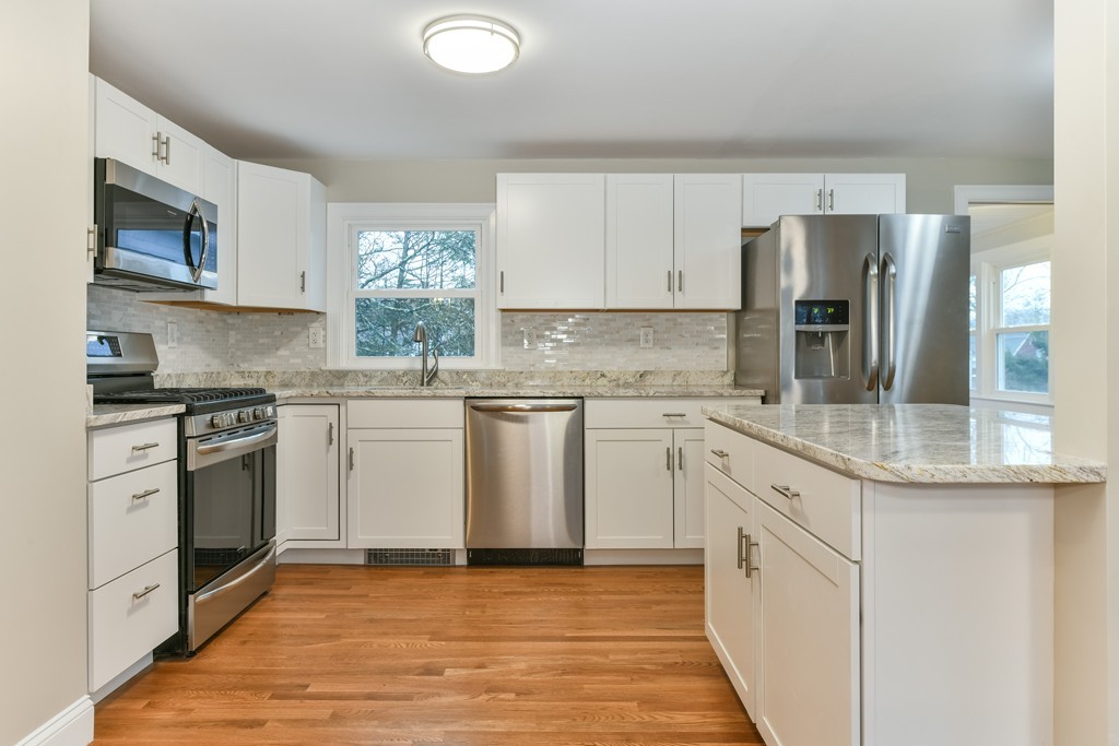 100 Running Brook Road Boston, MA 02132 - Photo 4 of 16 Gallery Image 4