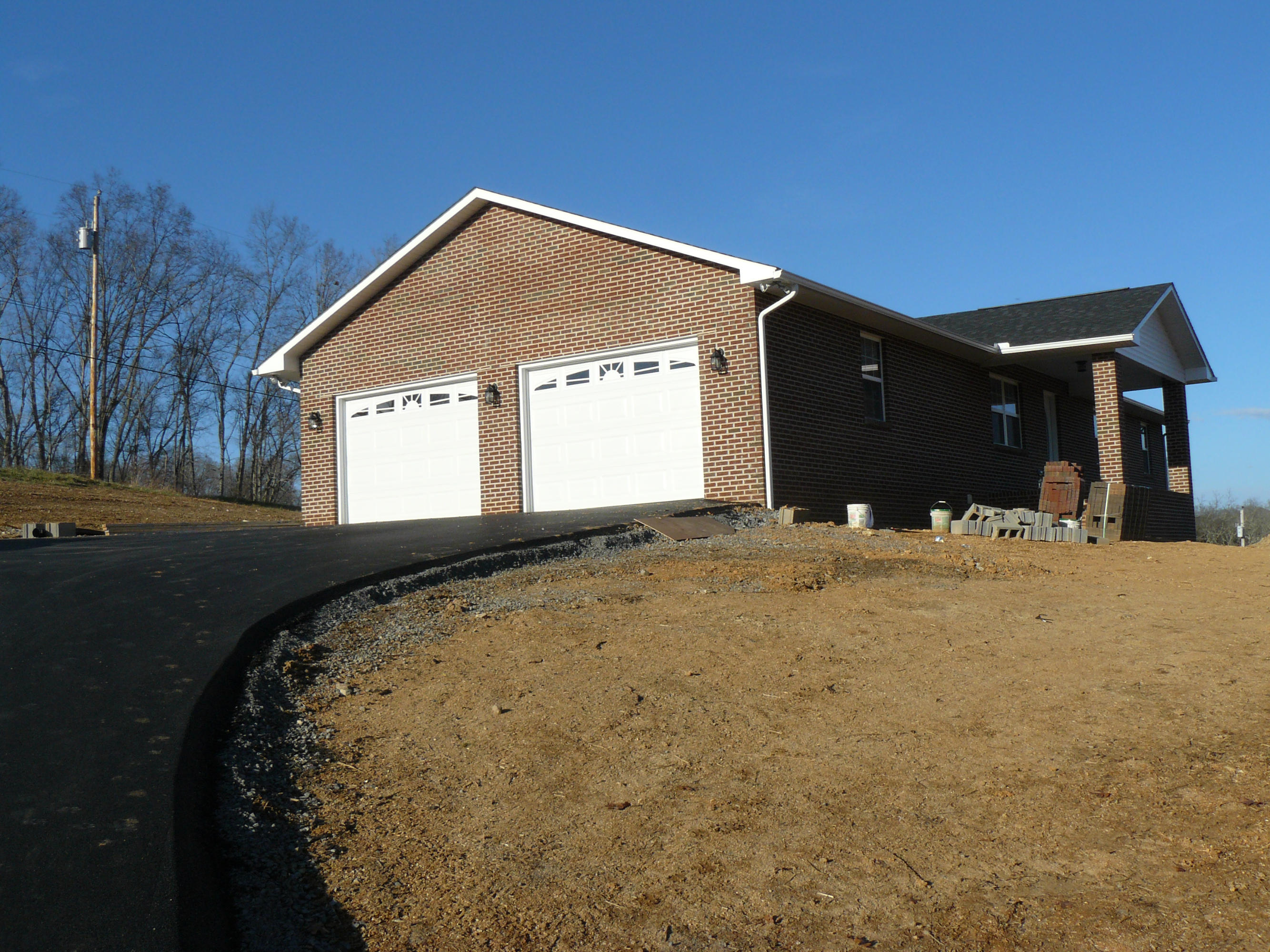 173 Murphy Mill Road Tazewell, TN 37879 - Photo 1 of 11 P1360326