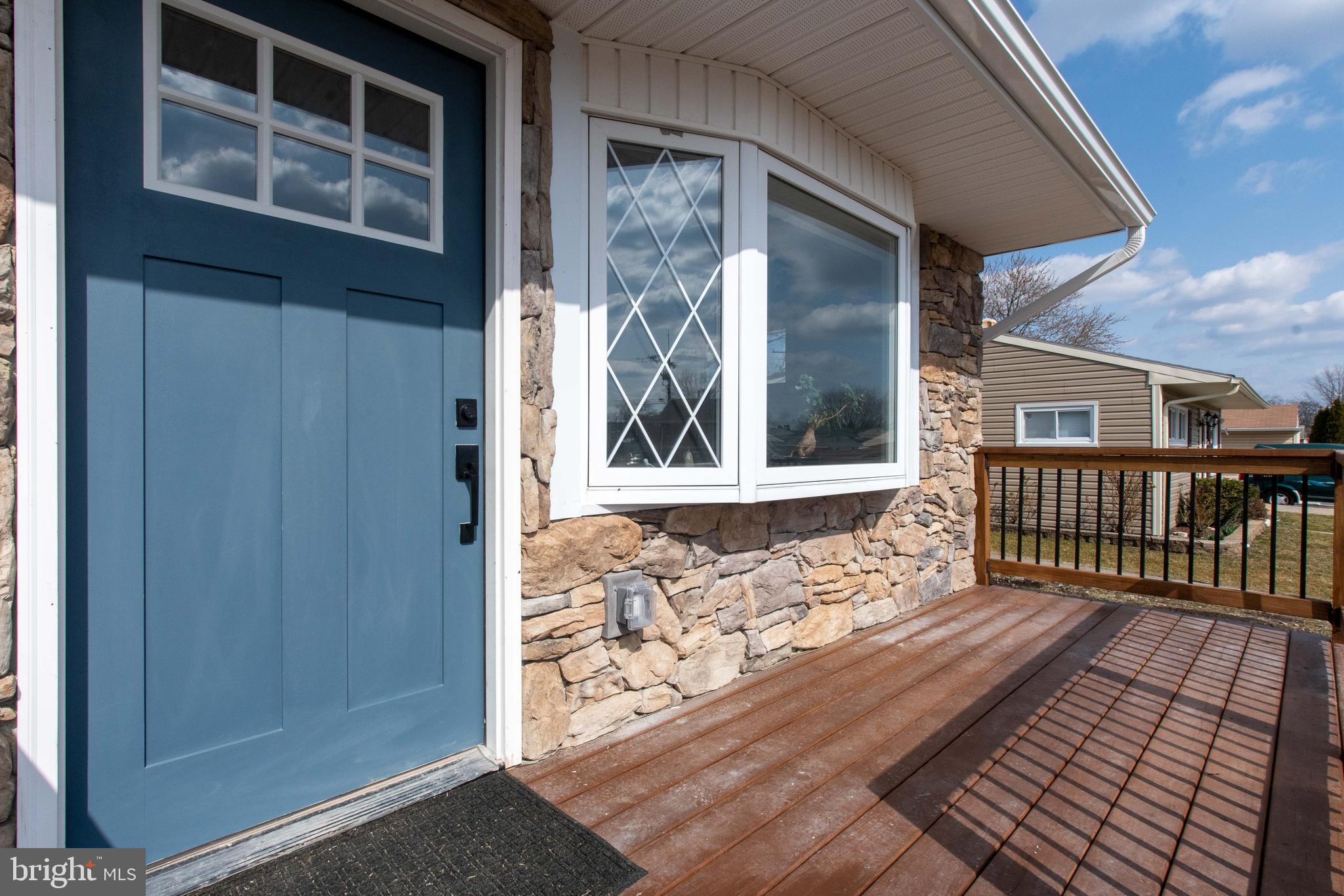 2438 Ellis Road Baltimore, MD 21234 - Photo 2 of 36 Front Deck