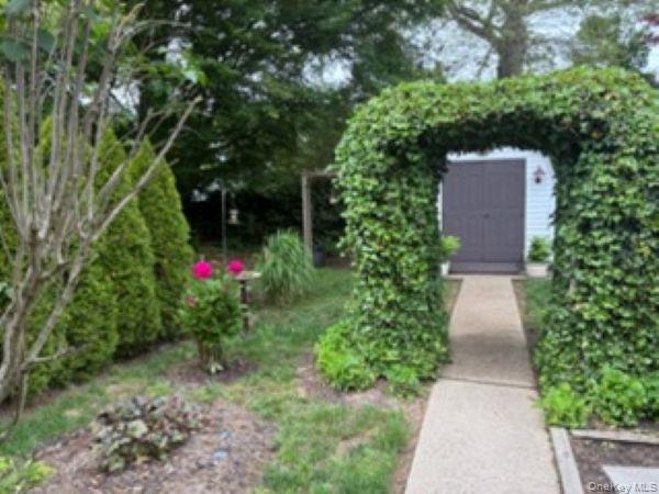 1661 Old Country Road, Unit 383 Riverhead, NY 11901 - Photo 24 of 29