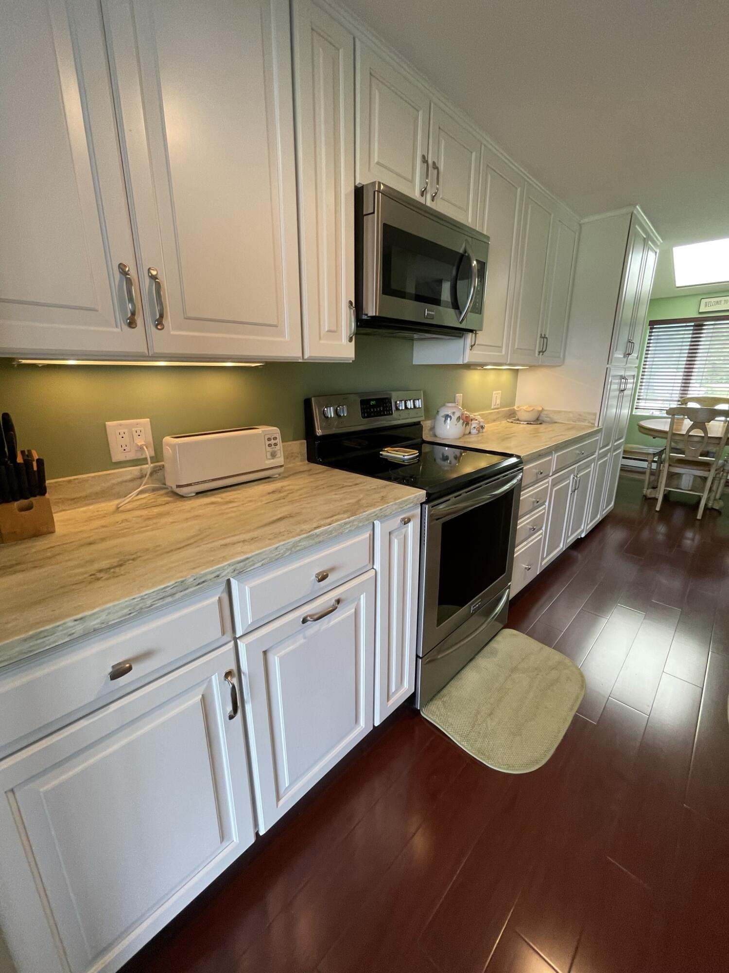25 Clifford Road, Unit 19 Naples, ME 04055 - Photo 11 of 54 Updated Kitchen