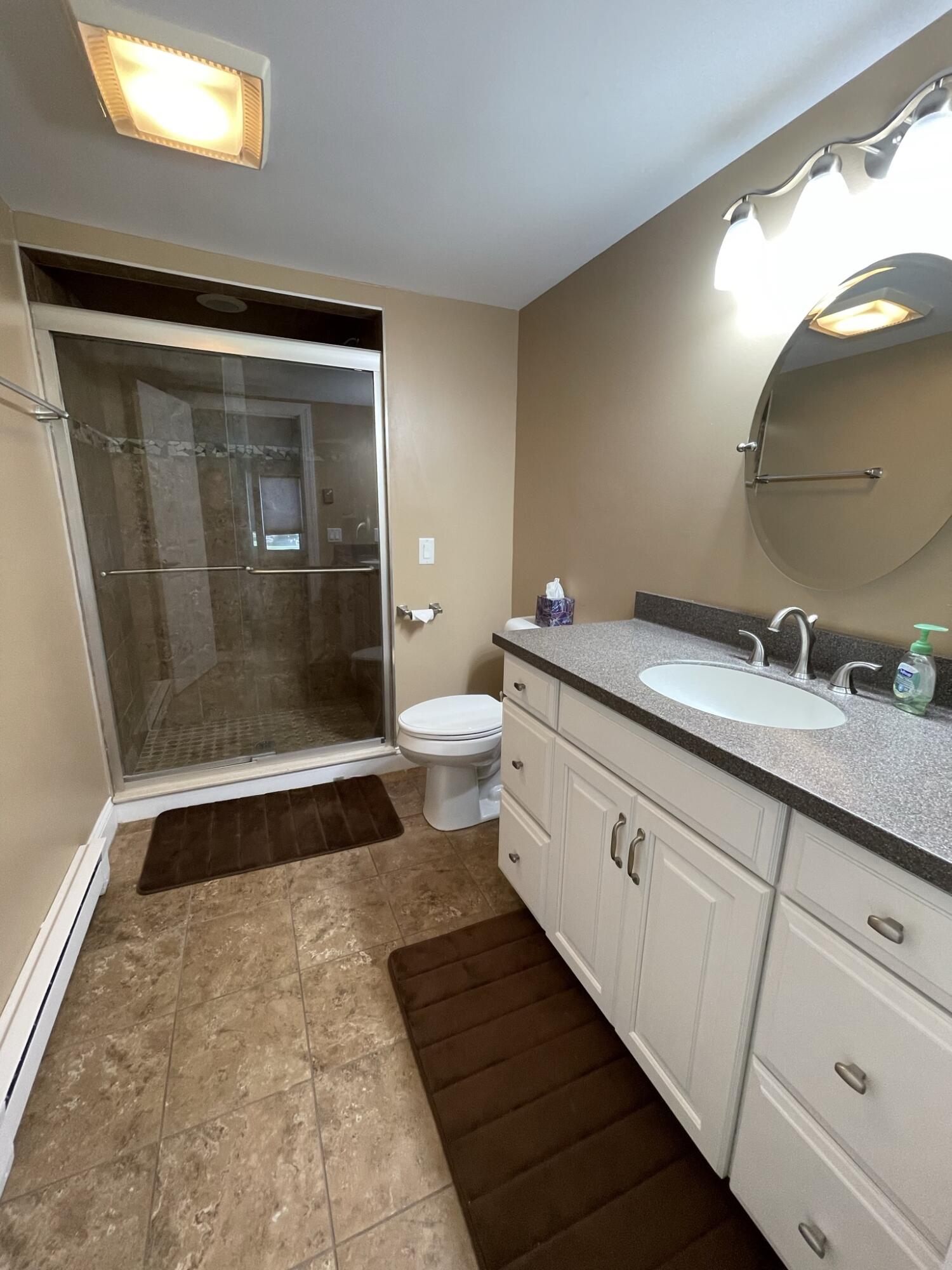 25 Clifford Road, Unit 19 Naples, ME 04055 - Photo 17 of 54 Primary Bath
