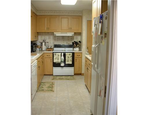 413 Meadow Mist Road Pulaski, PA 16143 - Photo 3 of 17 Kitchen. With all appliances