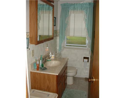 413 Meadow Mist Road Pulaski, PA 16143 - Photo 8 of 17 Full Bath.