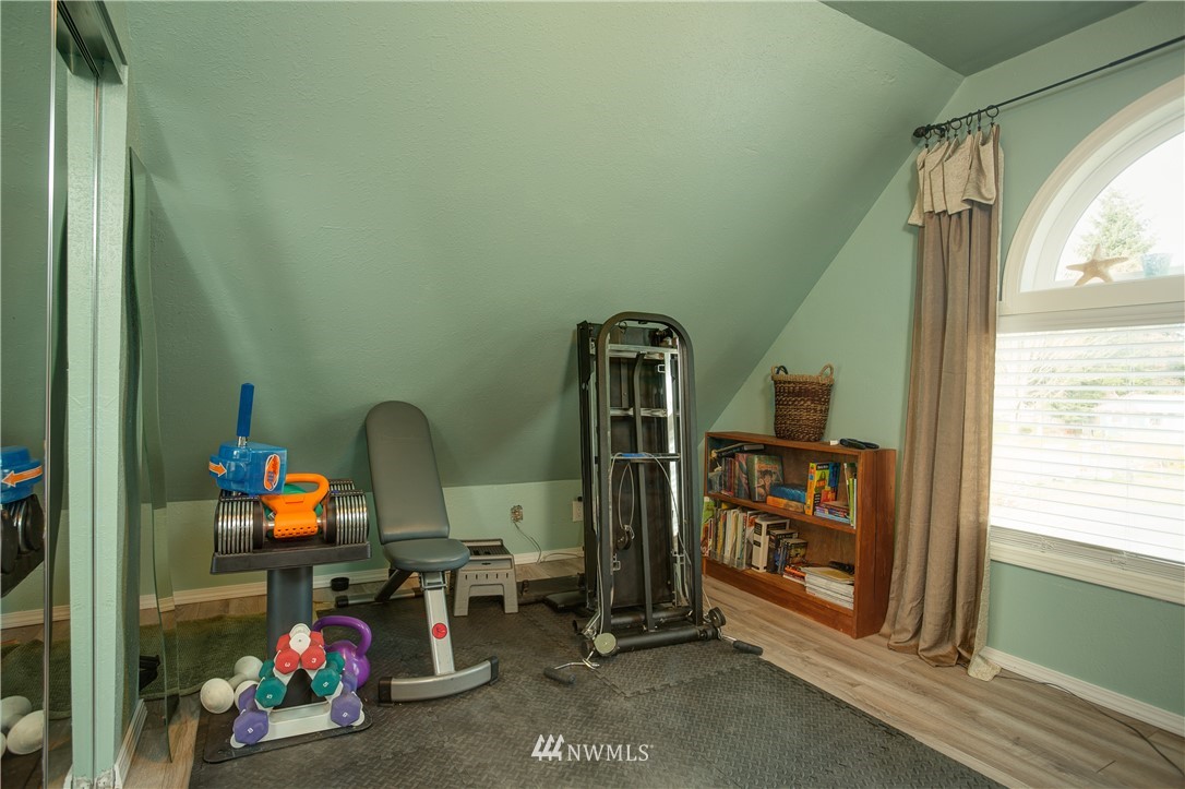 16624 26th Avenue Southeast Bothell, WA 98012 - Photo 22 of 25 Gallery Image 22