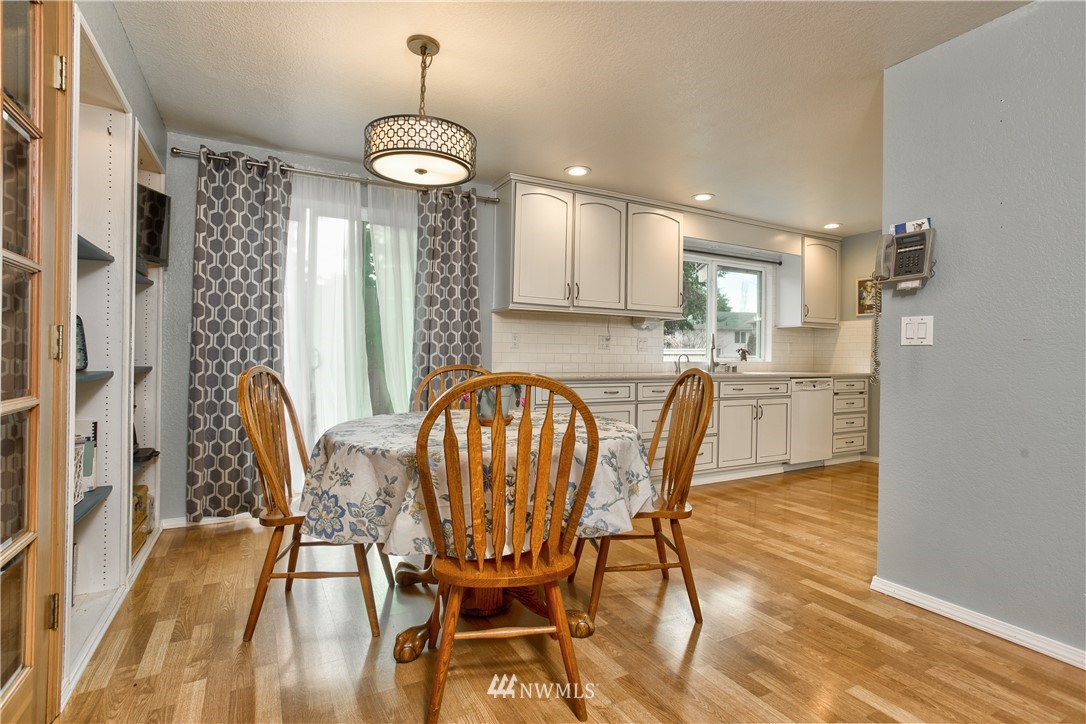 16624 26th Avenue Southeast Bothell, WA 98012 - Photo 8 of 25 Gallery Image 8