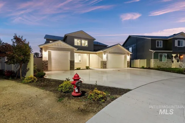 $735,000 | 122 Insight Court, Middleton, ID 83644