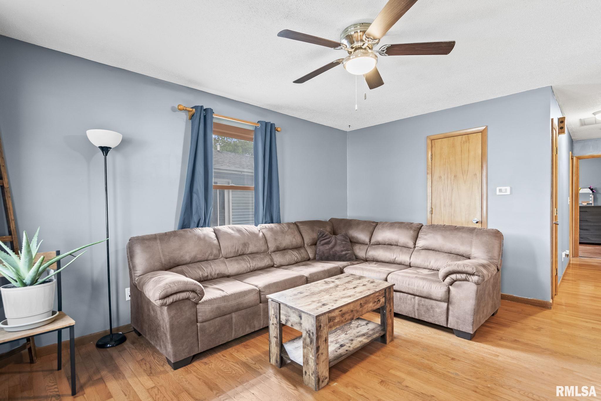 3009 Shadowfax Drive Springfield, IL 62707 - Photo 5 of 27 Gallery Image 5