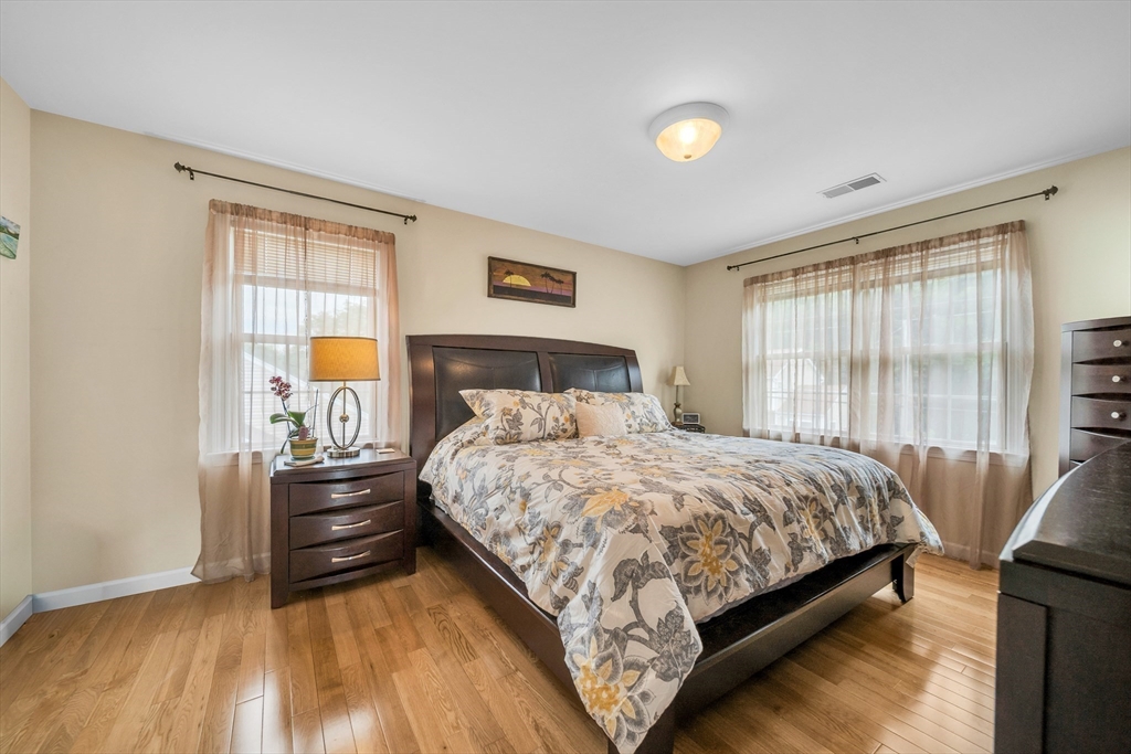 51 Barrington Road Longmeadow, MA 01106 - Photo 14 of 36