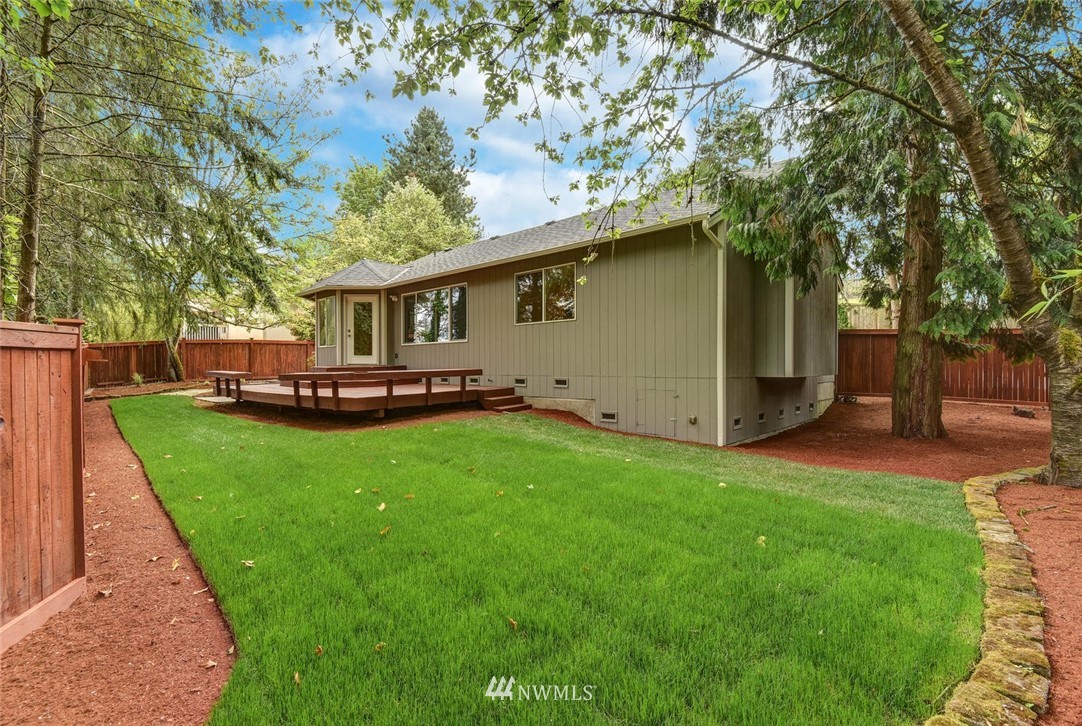 5024 Northeast Sunset Boulevard Renton, WA 98059 - Photo 11 of 12 Gallery Image 11