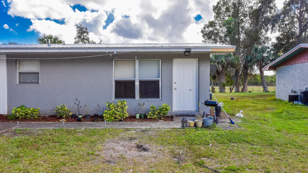 2111 Jacobs Road Fort Pierce, FL 34982 - Photo 5 of 14 photo_62971372-1300x866