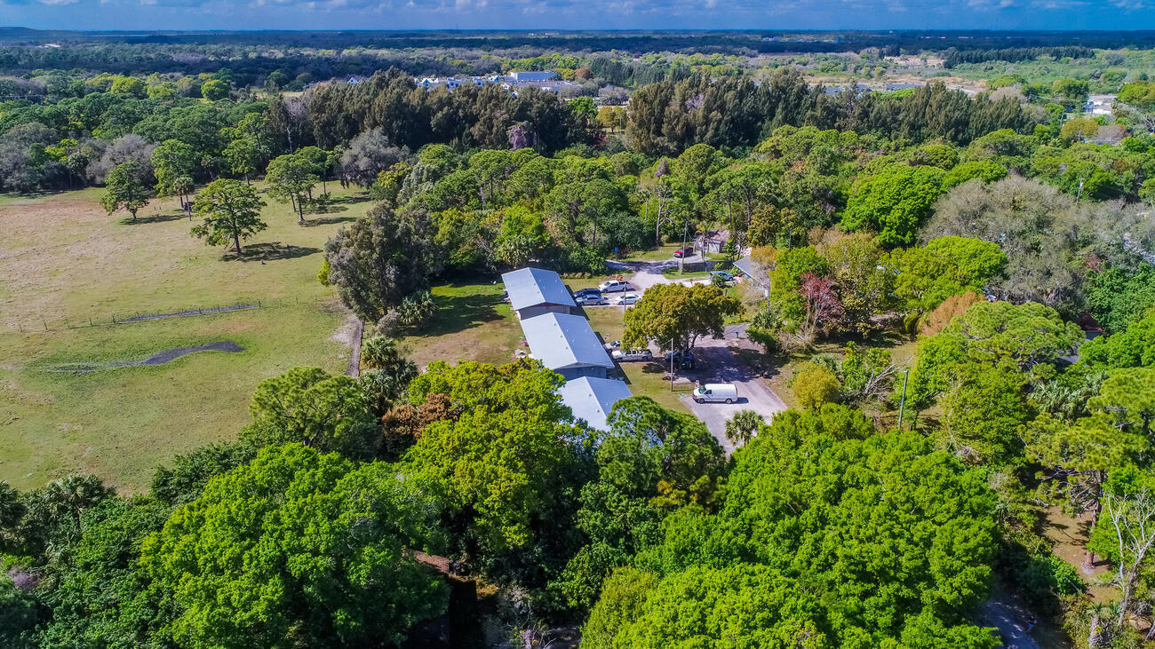 2111 Jacobs Road Fort Pierce, FL 34982 - Photo 10 of 14 photo_62971356-1300x866