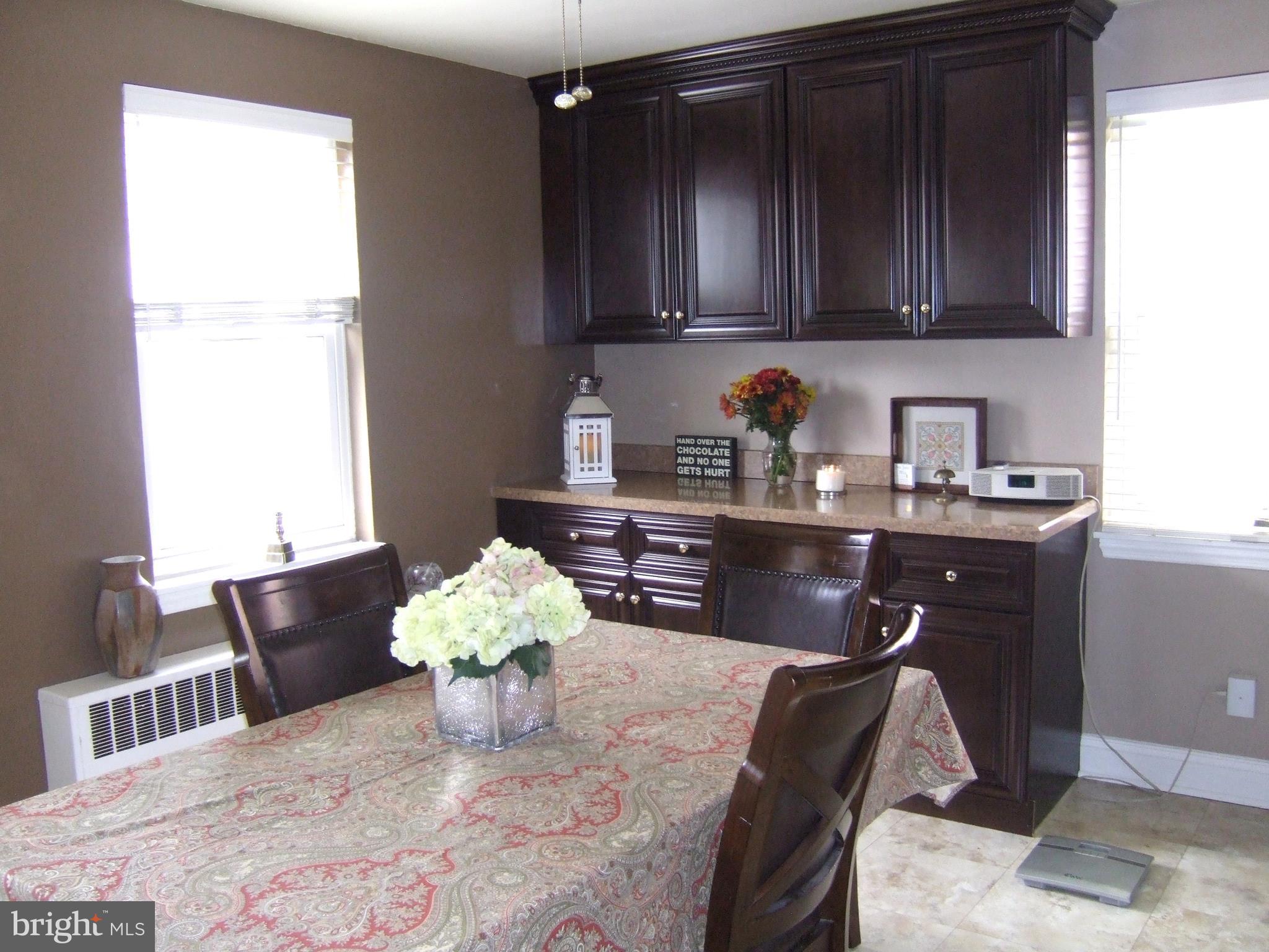 8546 Willow Oak Road Baltimore, MD 21234 - Photo 2 of 27 plenty of room for family dining
