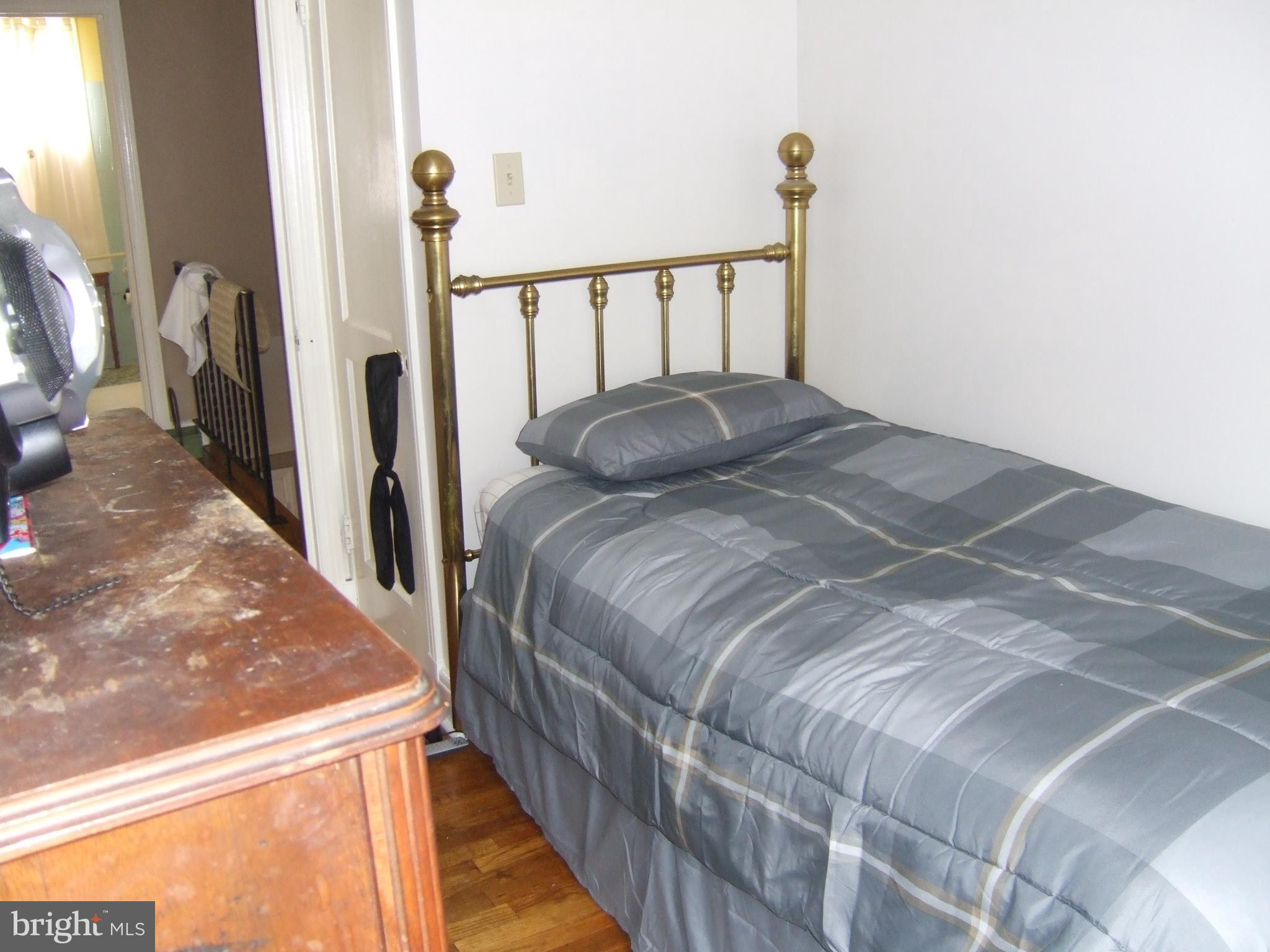 8546 Willow Oak Road Baltimore, MD 21234 - Photo 13 of 27 smallest of the bedrooms