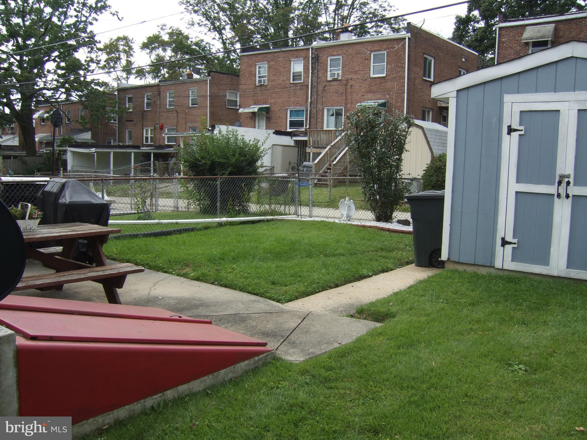 8546 Willow Oak Road Baltimore, MD 21234 - Photo 24 of 27 fenced yard