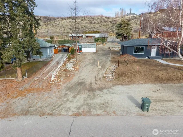 $189,000 | 919 East Johnson(lot 11) Avenue, Chelan, WA 98816