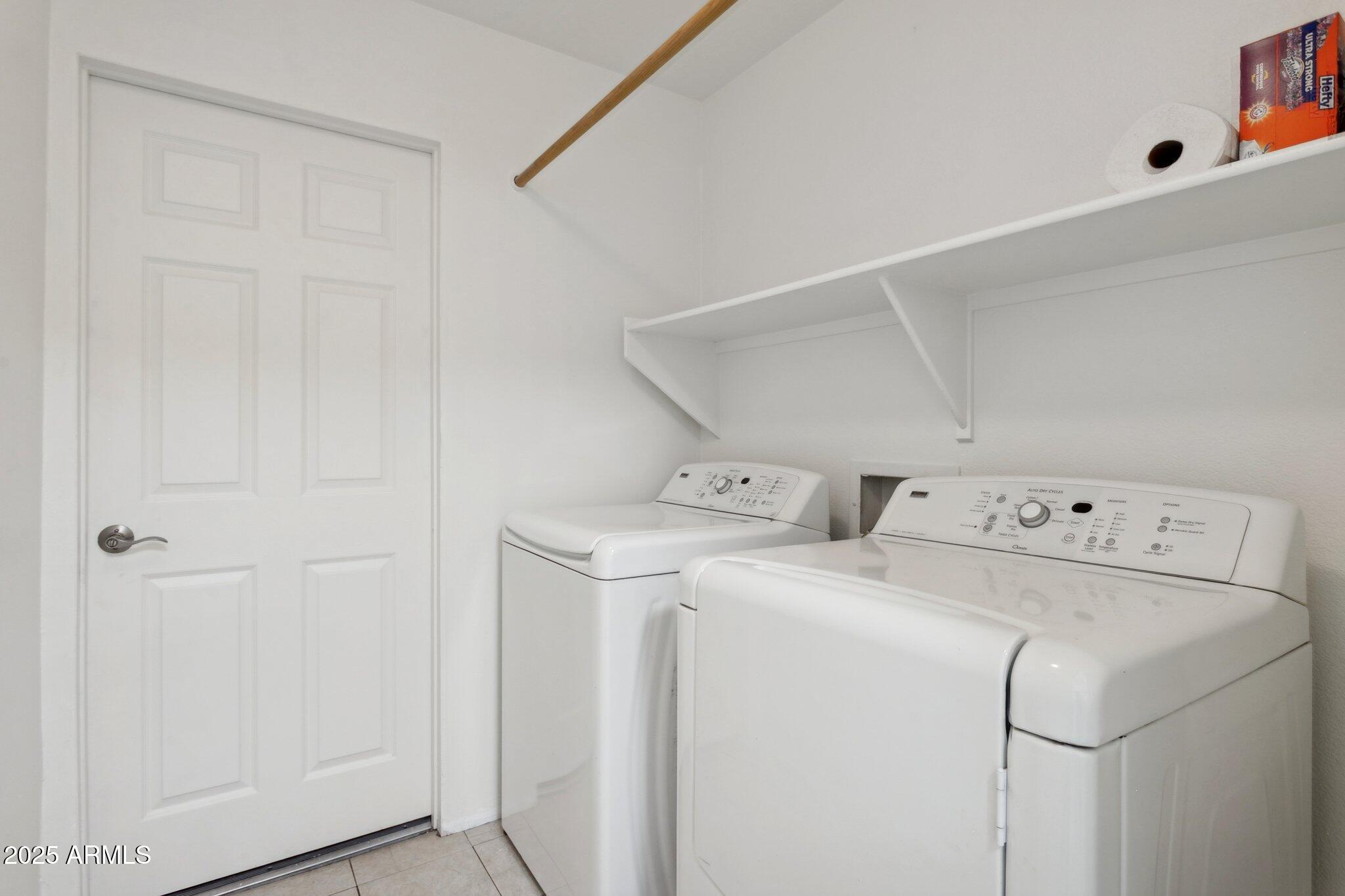 20681 North 93rd Avenue Peoria, AZ 85382 - Photo 22 of 34 Laundry Room