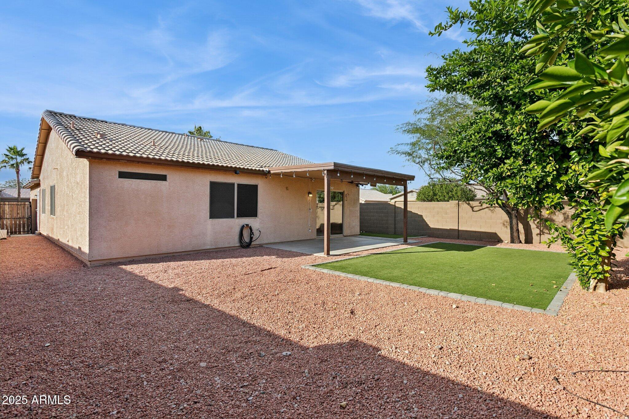 20681 North 93rd Avenue Peoria, AZ 85382 - Photo 27 of 34 Gravel and turf