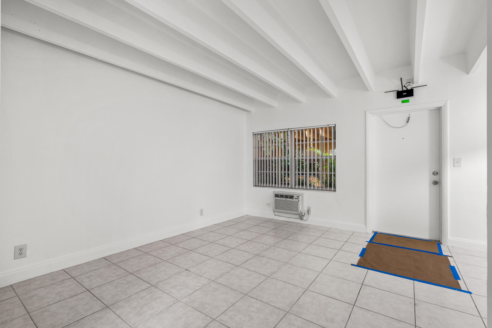 330 Northwest 20th Street, Unit 109 Boca Raton, FL 33432 - Photo 9 of 13 DSC08098