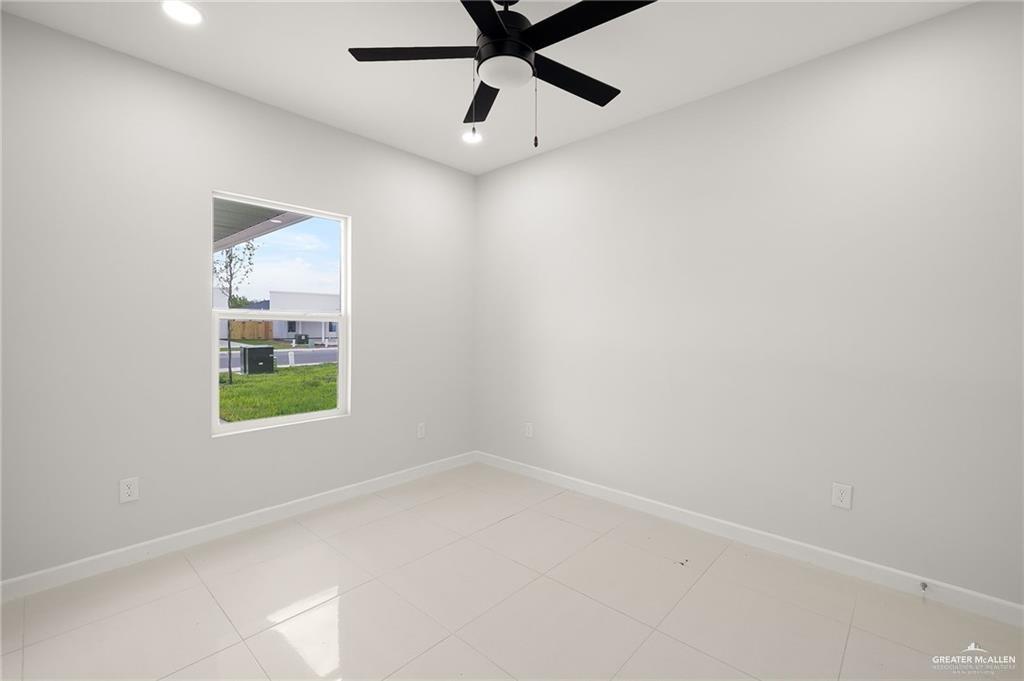 4213 Hummingbird Avenue, Unit 92 McAllen, TX 78504 - Photo 11 of 18