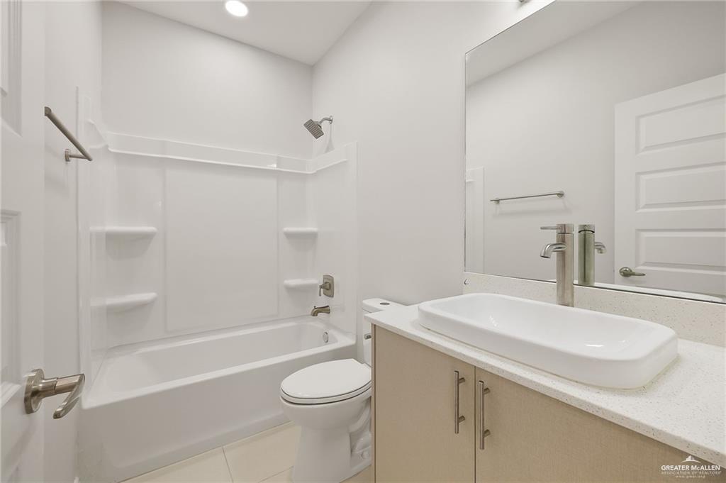 4213 Hummingbird Avenue, Unit 92 McAllen, TX 78504 - Photo 12 of 18