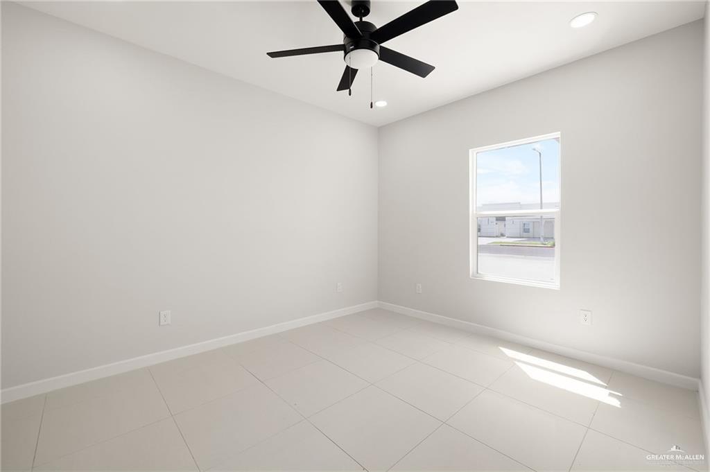 4213 Hummingbird Avenue, Unit 92 McAllen, TX 78504 - Photo 13 of 18