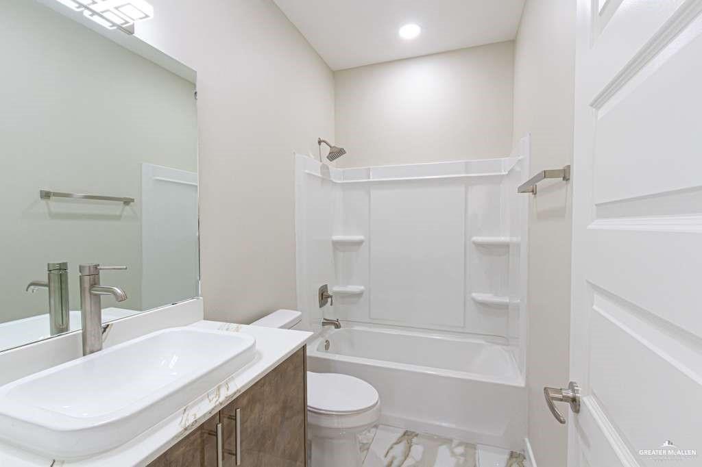 4213 Hummingbird Avenue, Unit 92 McAllen, TX 78504 - Photo 17 of 18