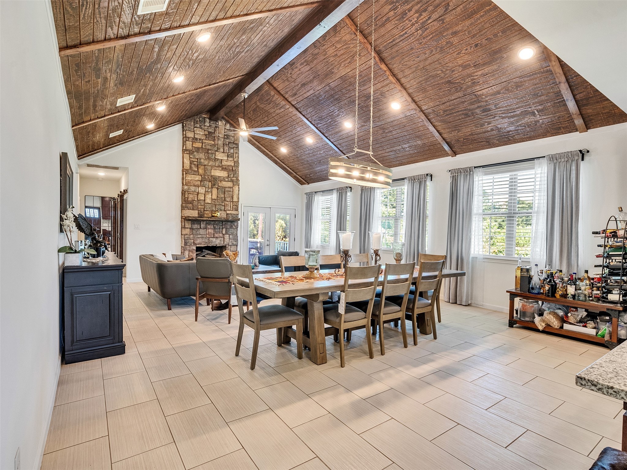 625 Pittman Road Richmond, TX 77469 - Photo 7 of 29 a view of a dining area with furniture window and outside view