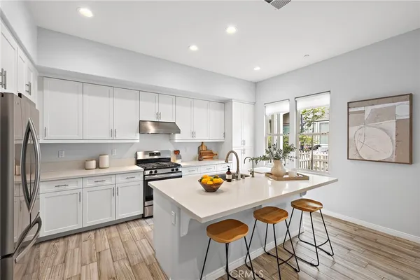 $1,024,900 | 21 Promesa Avenue, Rancho Mission Viejo, CA 92694