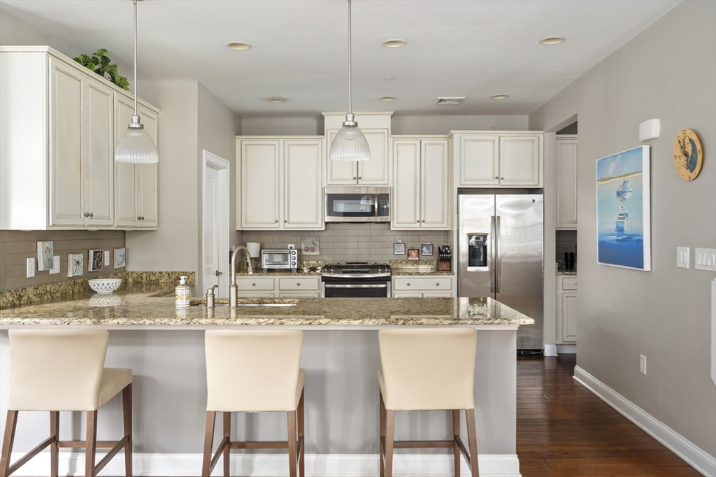 166 Stayner, Unit 166 Hingham, MA 02043 - Photo 12 of 33