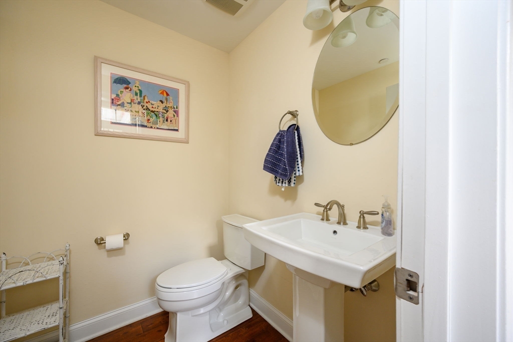 166 Stayner, Unit 166 Hingham, MA 02043 - Photo 18 of 33