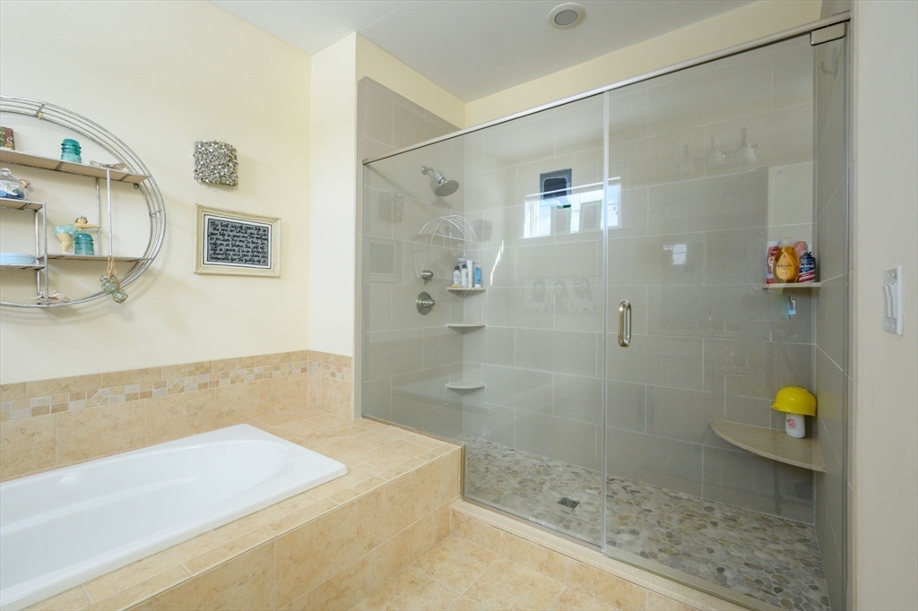 166 Stayner, Unit 166 Hingham, MA 02043 - Photo 27 of 33