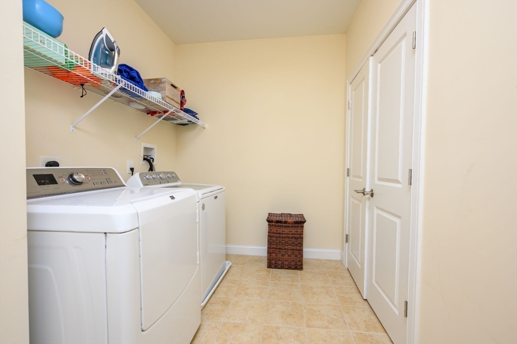 166 Stayner, Unit 166 Hingham, MA 02043 - Photo 32 of 33