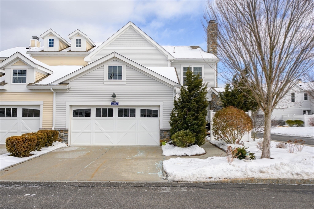 166 Stayner, Unit 166 Hingham, MA 02043 - Photo 4 of 33