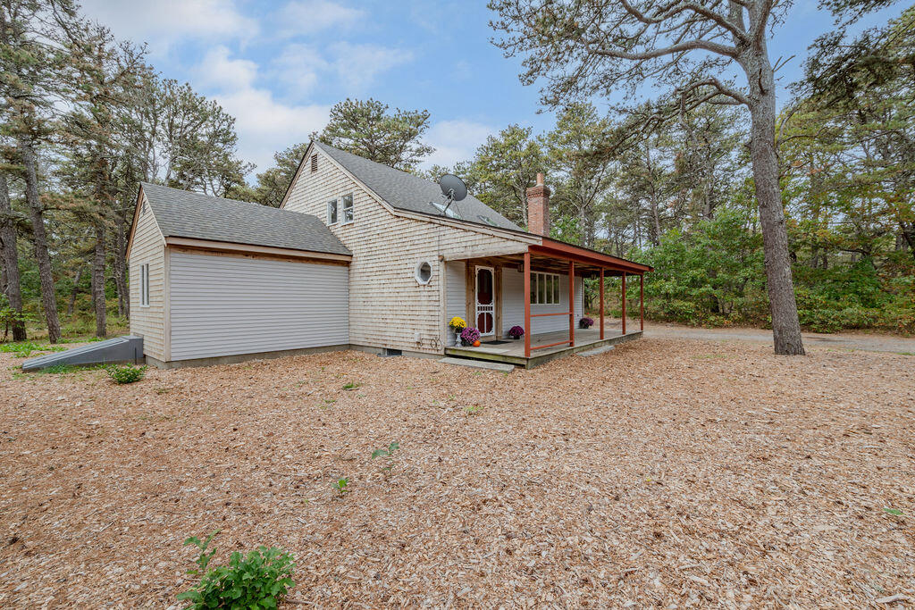 100 East Hill Road Wellfleet, MA 02667 - Photo 32 of 53 EastHillNewSiding-3