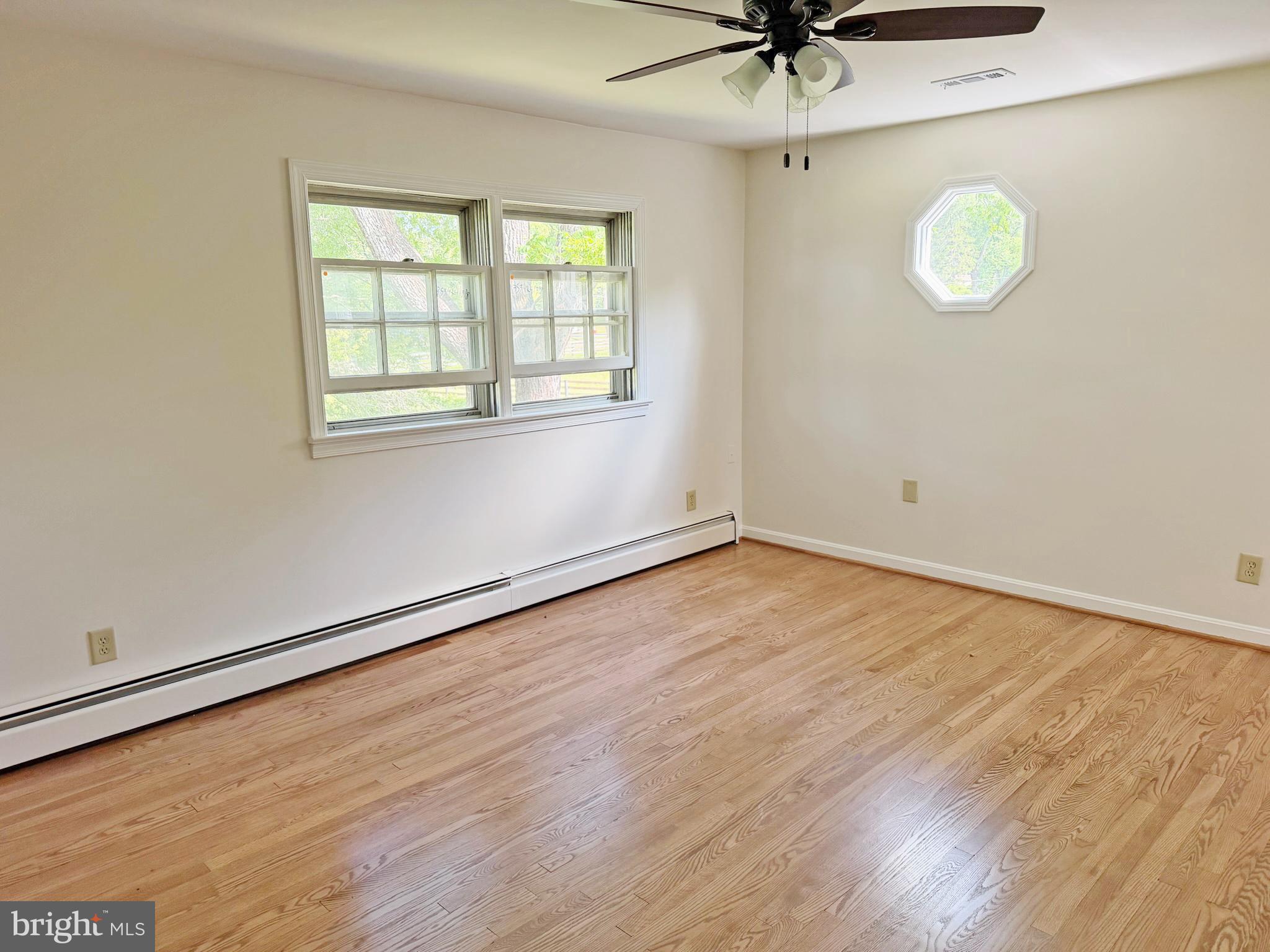 9248 Springs Road Warrenton, VA 20186 - Photo 10 of 21 Primary bedroom