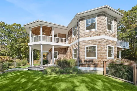 $4,295,000 | 26 Davis Drive, Montauk, NY 11954