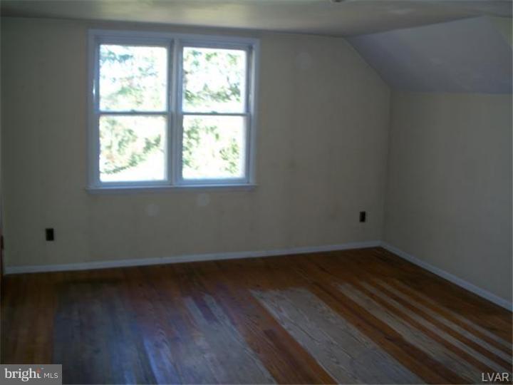 4825 Shimerville Road Emmaus, PA 18049 - Photo 16 of 17 Gallery Image 16
