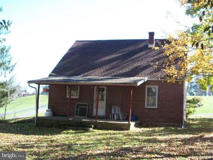 4825 Shimerville Road Emmaus, PA 18049 - Photo 4 of 17 Gallery Image 4