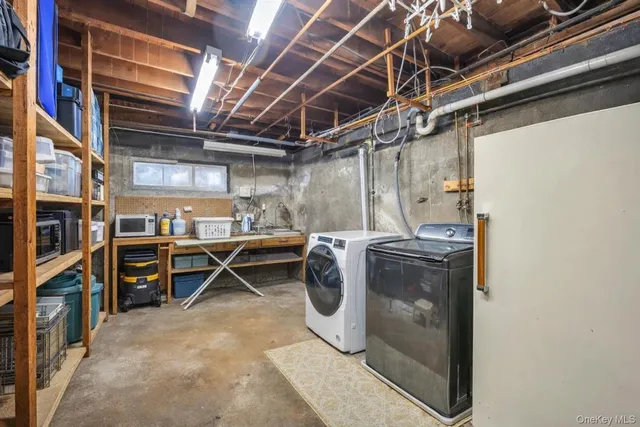 $849,000 | 7 North Terrace Place, Valley Stream, NY 11580