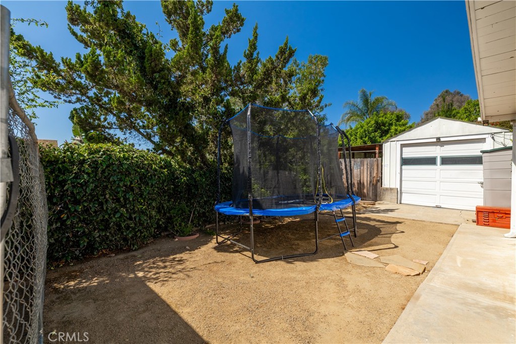 155 Barhaven Lane Fallbrook, CA 92028 - Photo 31 of 43